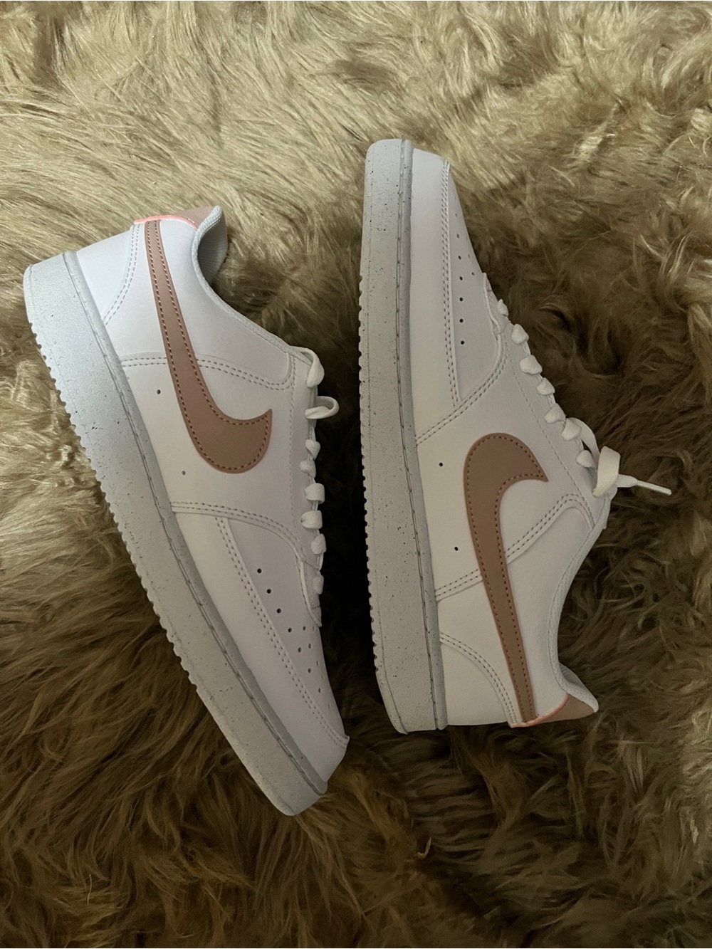 Nike White Sneakers with dusty Pink/ mauve Swoosh never worn
